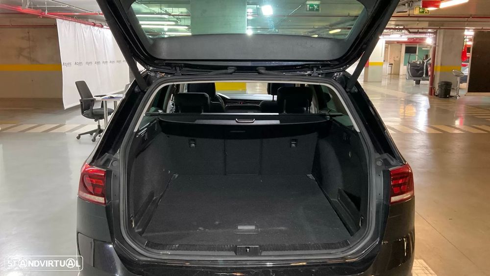 VW Passat Variant 2.0 TDI Business - 18