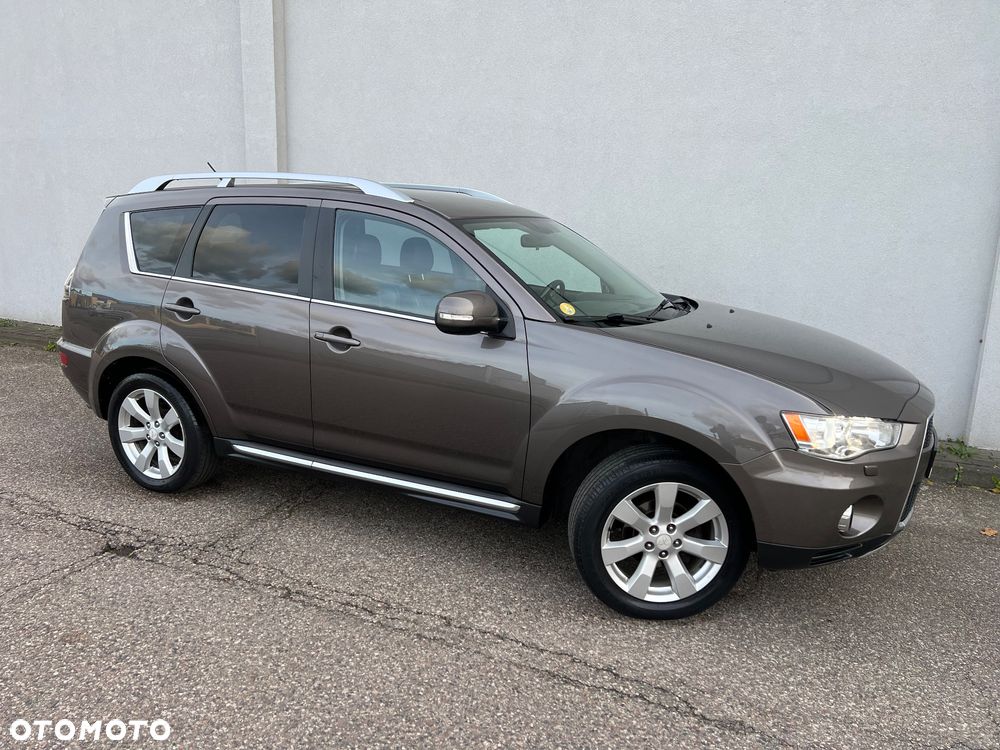 Mitsubishi Outlander 2.0 DI-D 4WD Intense - 15