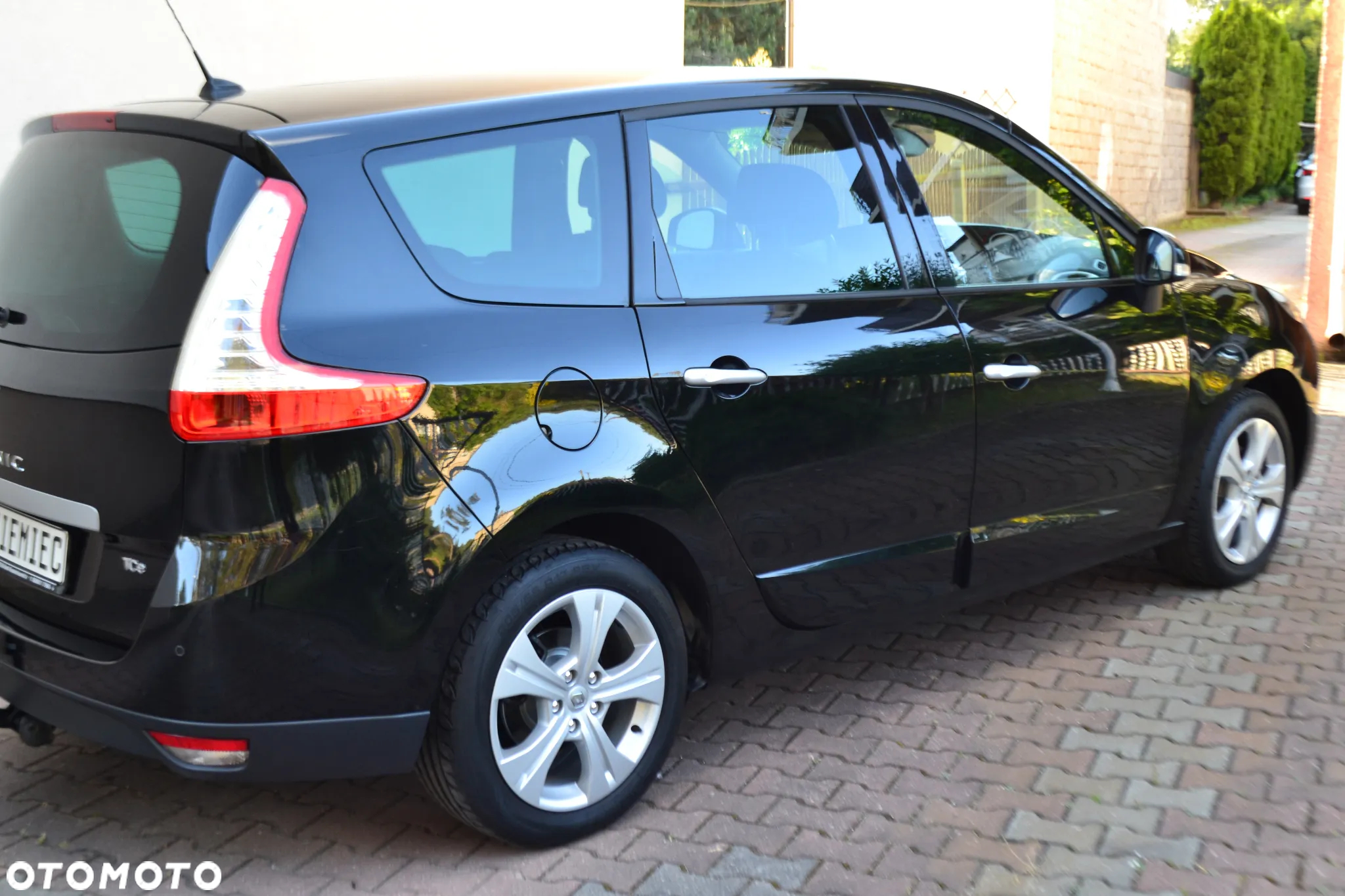 Renault Scenic 1.4 16V TCE TomTom Edition - 9