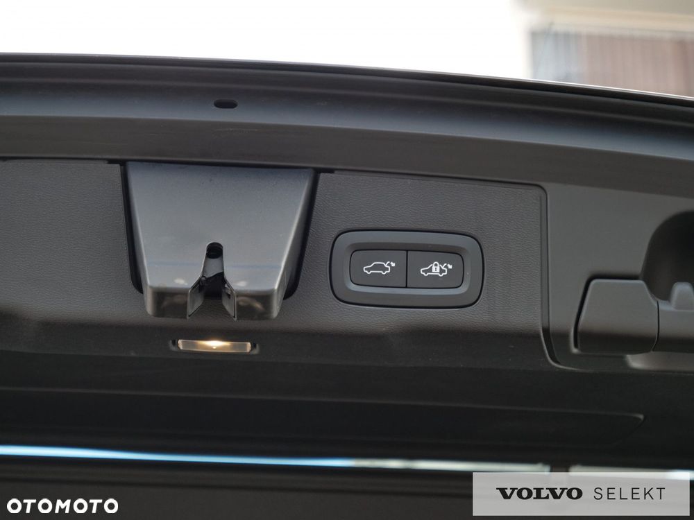 Volvo XC 60 - 35