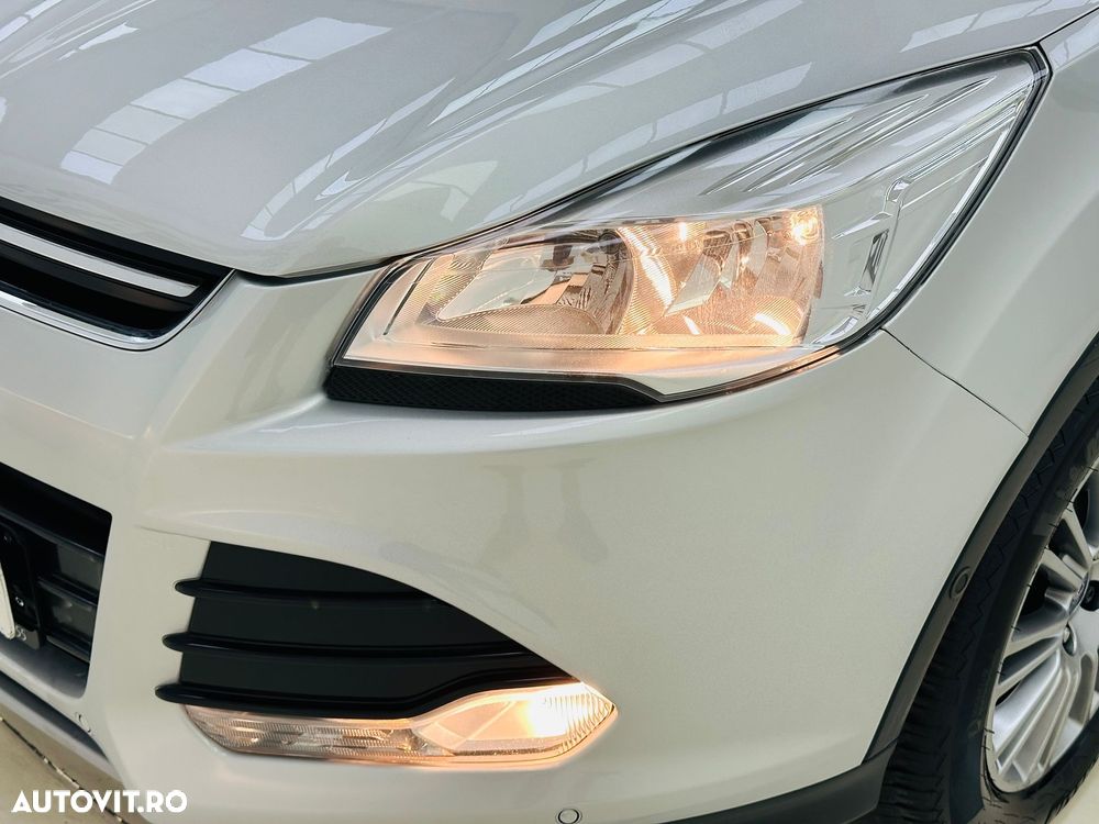 Ford Kuga - 13