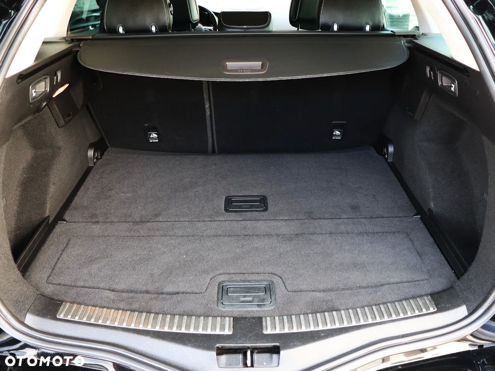 Renault Megane ENERGY dCi 130 BOSE EDITION - 34