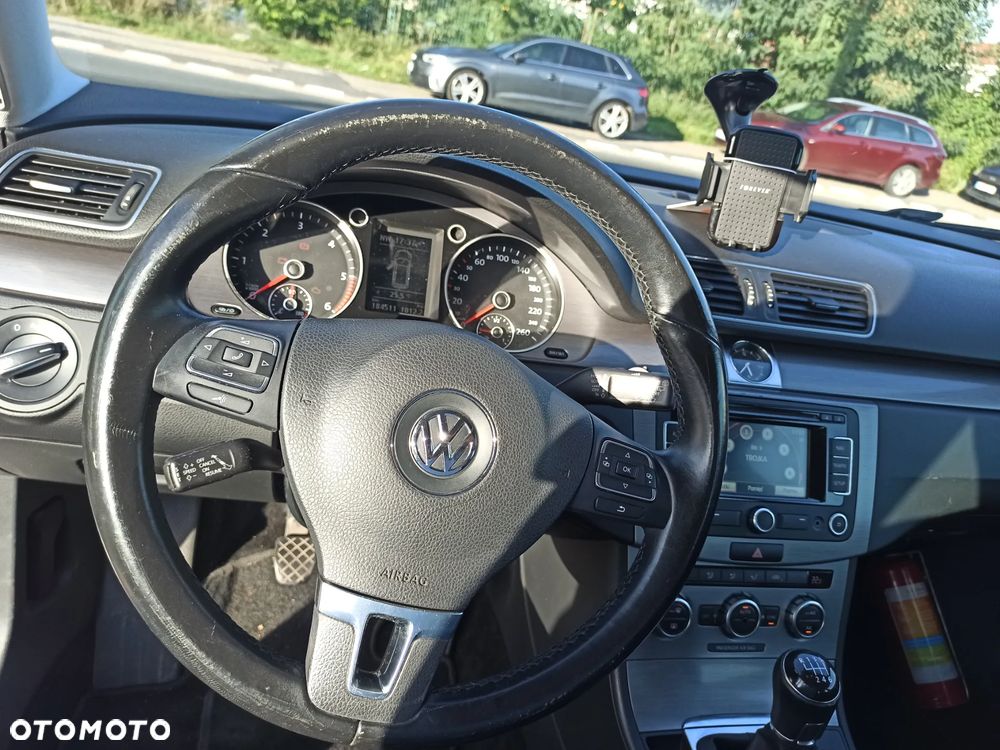 Volkswagen Passat 1.6 TDI Trendline - 7