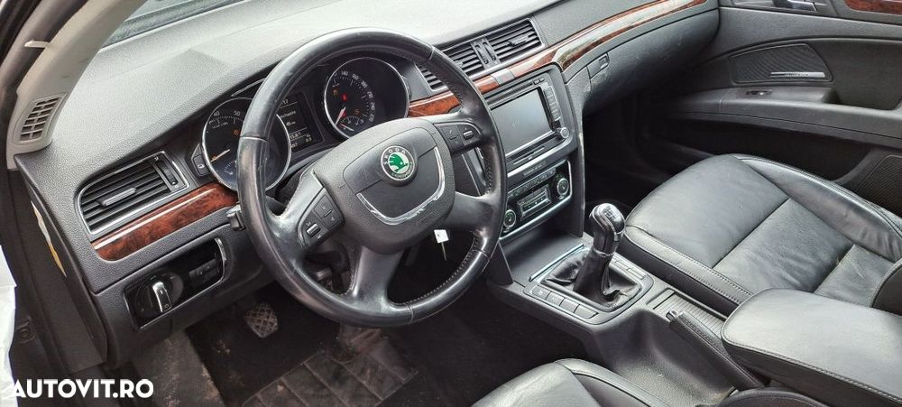 Plansa bord Skoda Superb 2 completa - 3