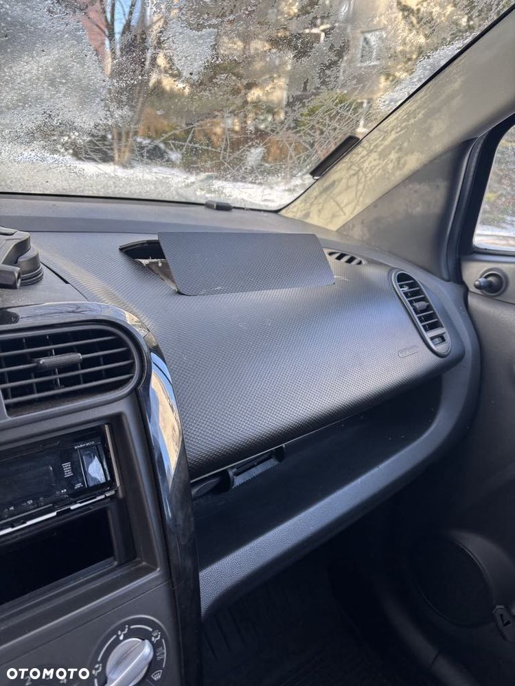 Suzuki Splash 1.0 Club - 8