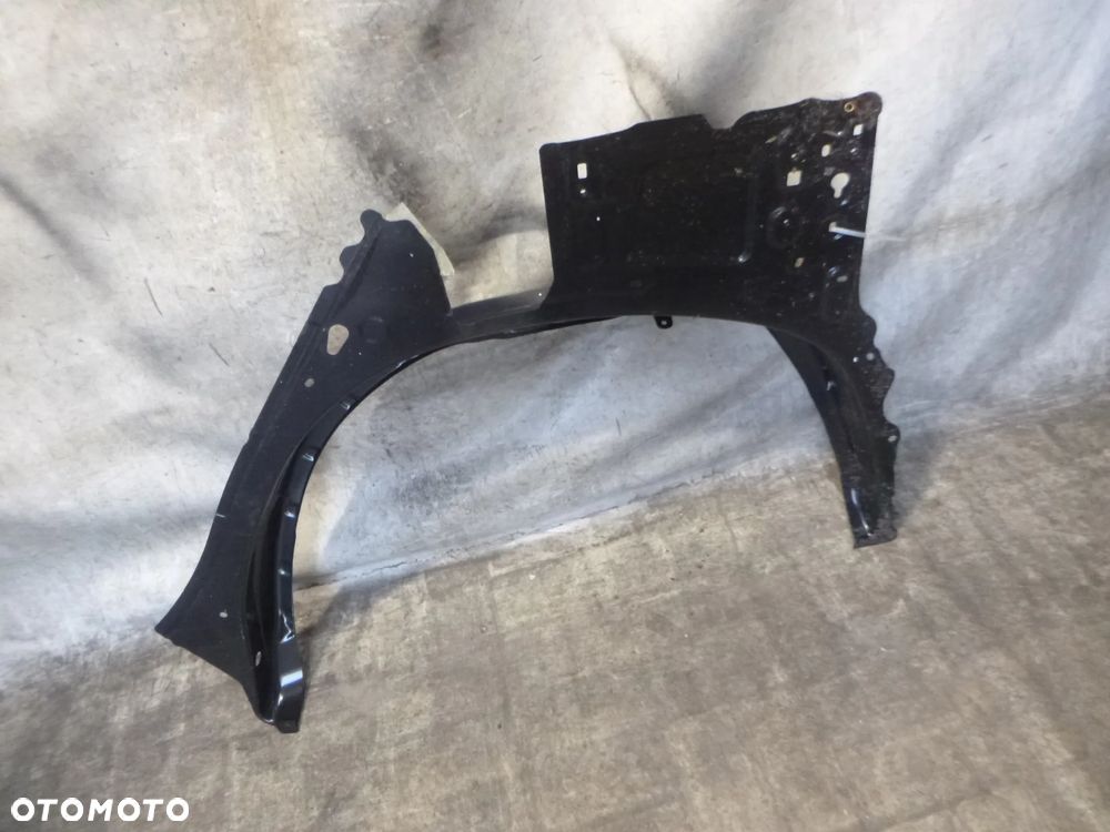 Toyota RAV4 V nadkole błotnika prawy tył 18-24 - 2