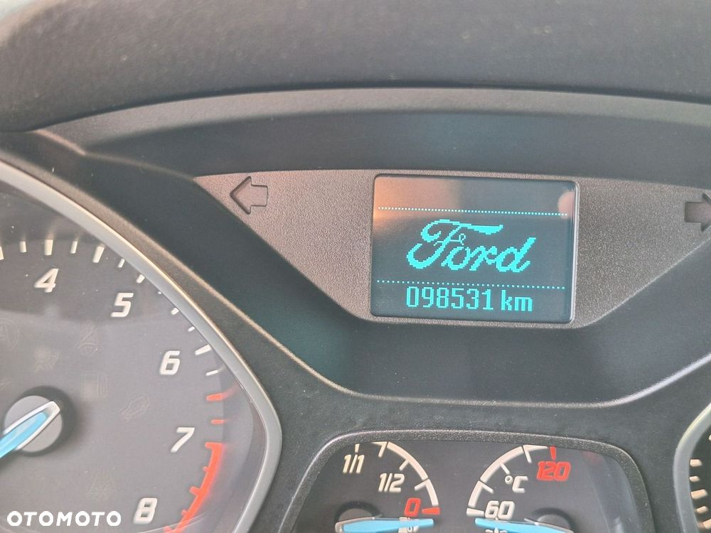 Ford Kuga 1.6 EcoBoost 2x4 Trend - 25