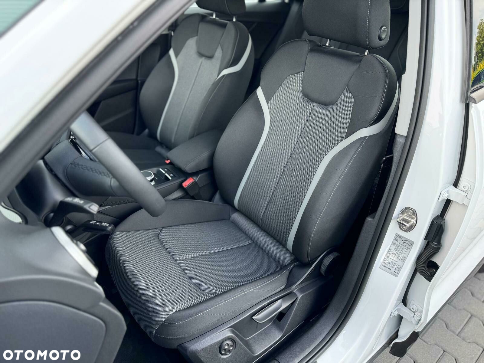 Audi Q2 35 TFSI Advanced S tronic - 26