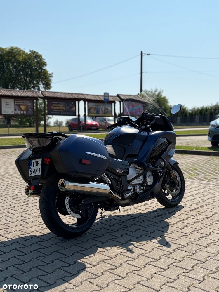 Yamaha FJR - 5
