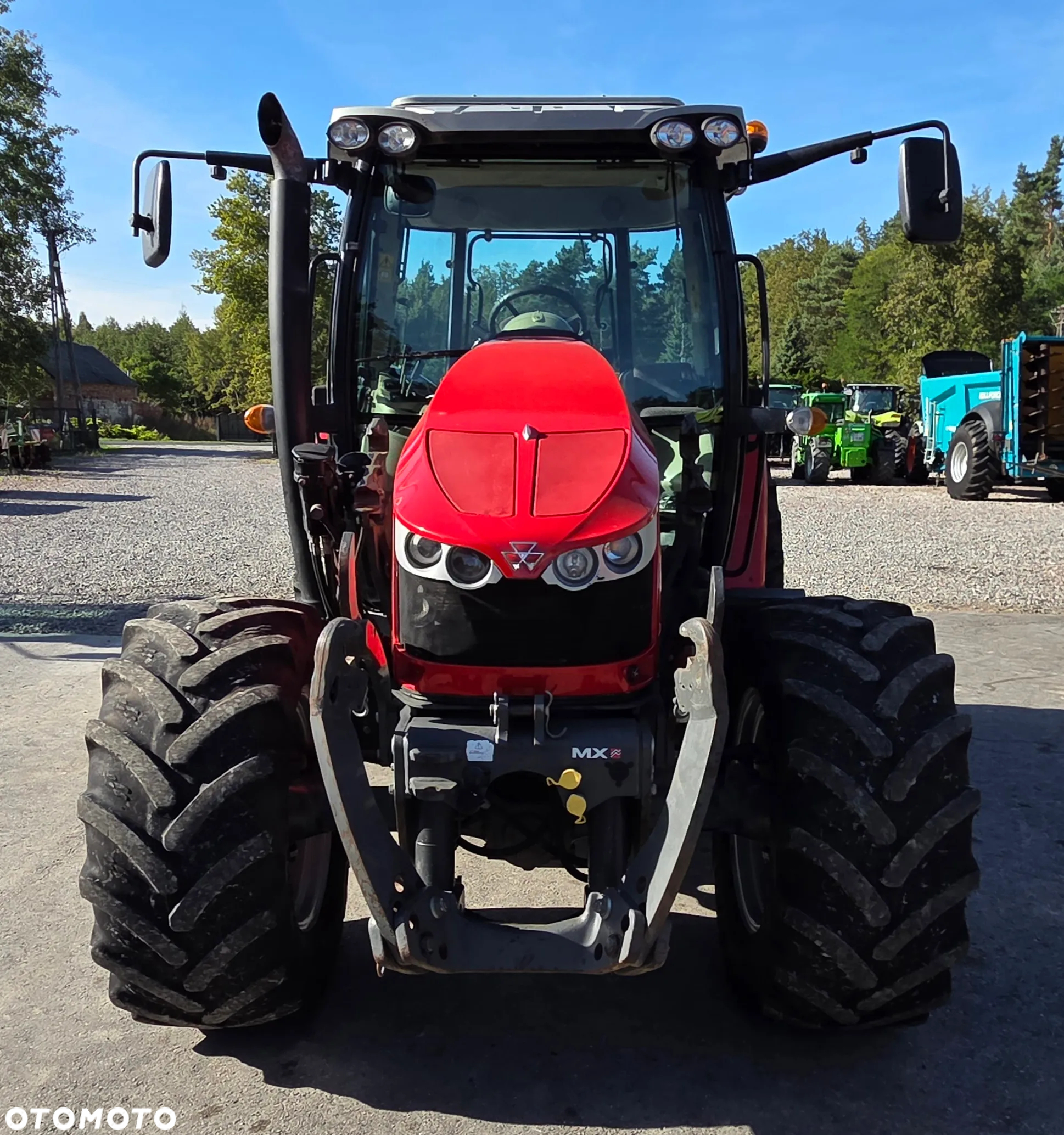 Massey Ferguson 5712 SL Dyna 4 - 10