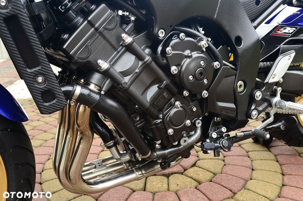 Yamaha FZ8 - 33