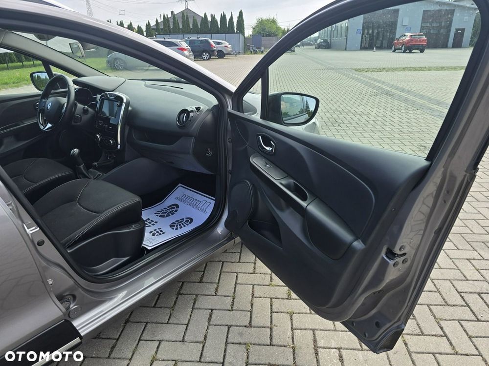 Renault Clio - 27