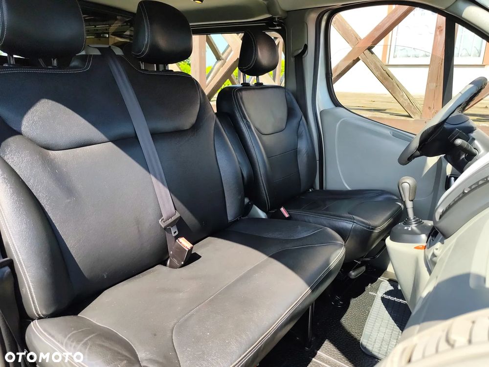 Renault Trafic 2.0dCi 115 - 12