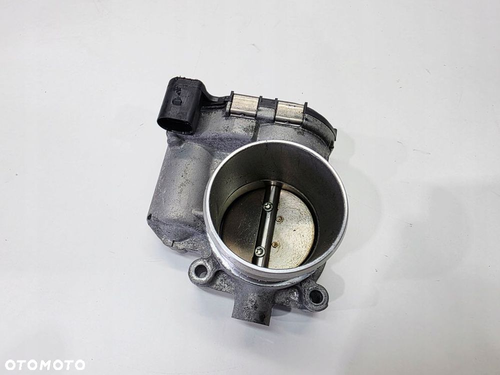 PRZEPUSTNICA AUDI A4 B9 A4 Q5 VOLKSWAGEN SEAT SKODA 2.0 TFSI 06K133062AG - 2