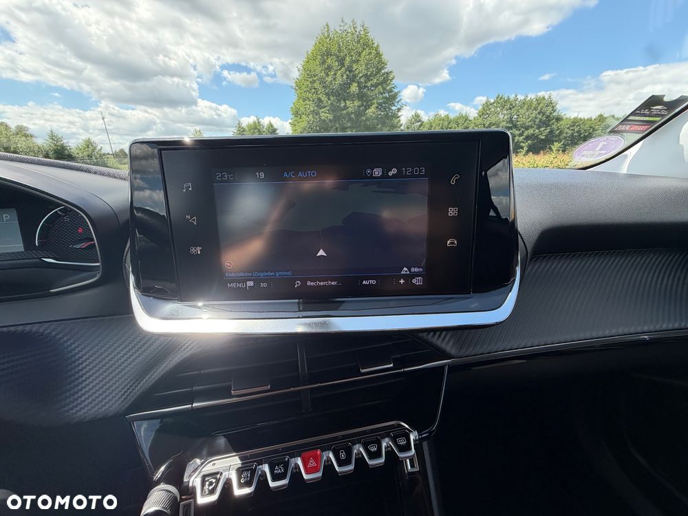 Peugeot 2008 1.2 PureTech Active S&S EAT8 - 18