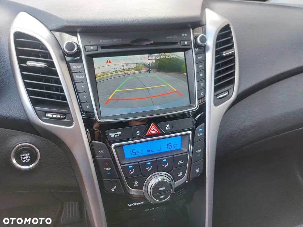 Hyundai i30 blue 1.6 GDI YES Gold - 8
