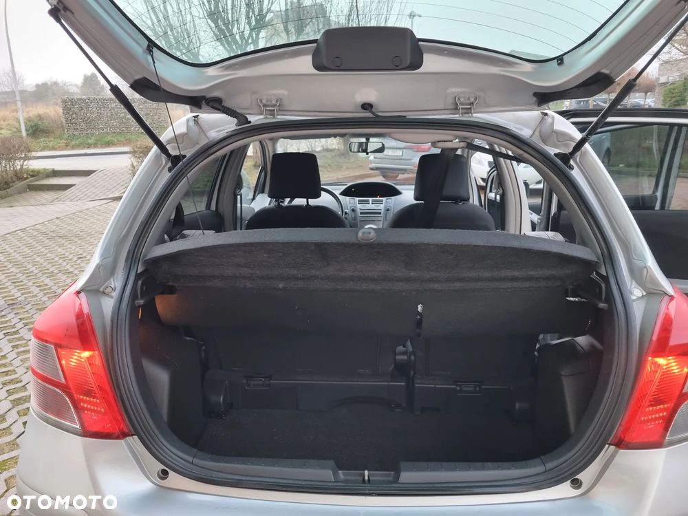 Toyota Yaris 1.33 VVT-i - 7