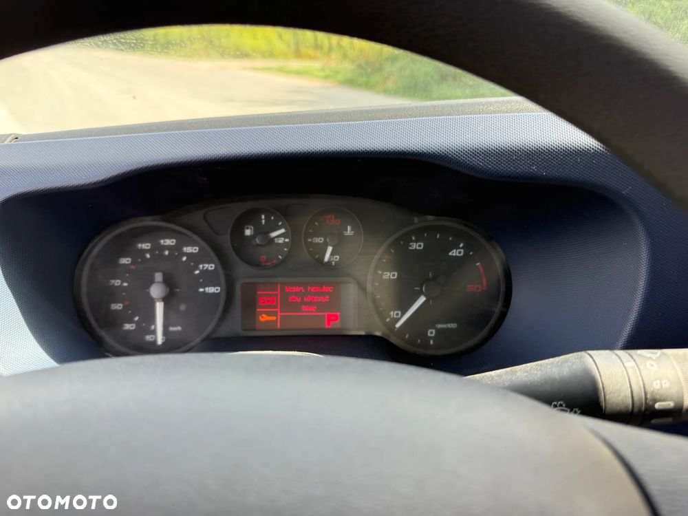 Iveco Daily 35C14 - 13