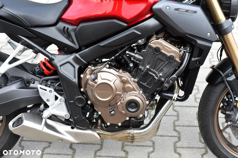 Honda CB - 11