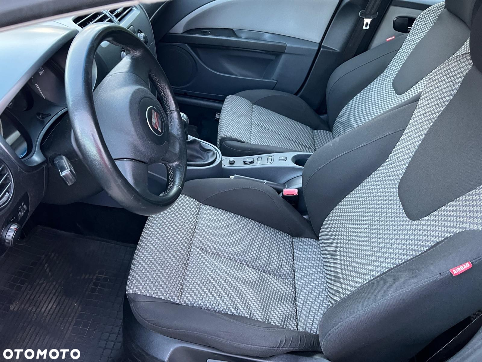 Seat Leon - 8