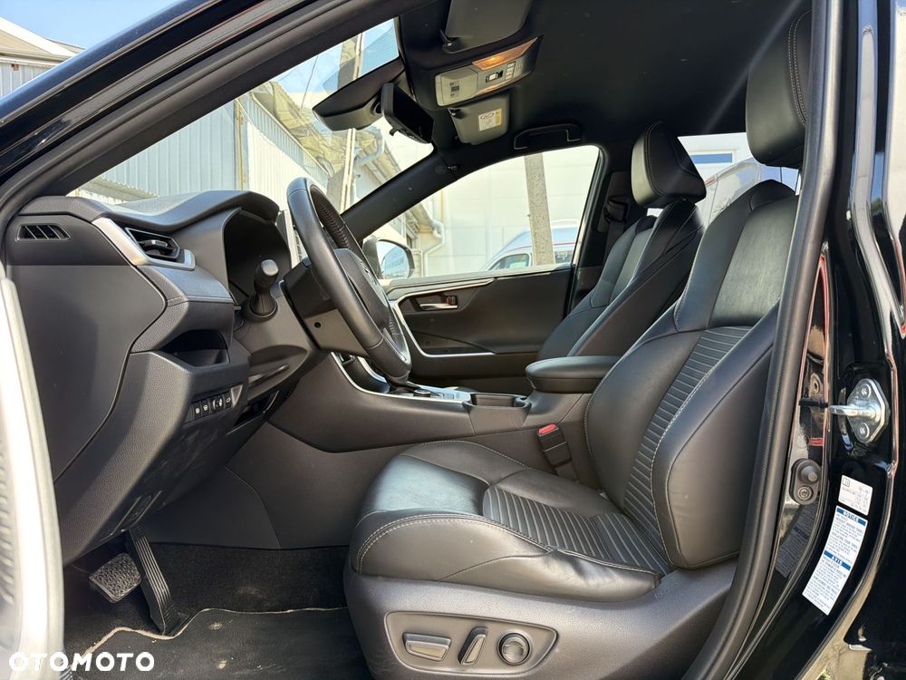 Toyota RAV4 - 9