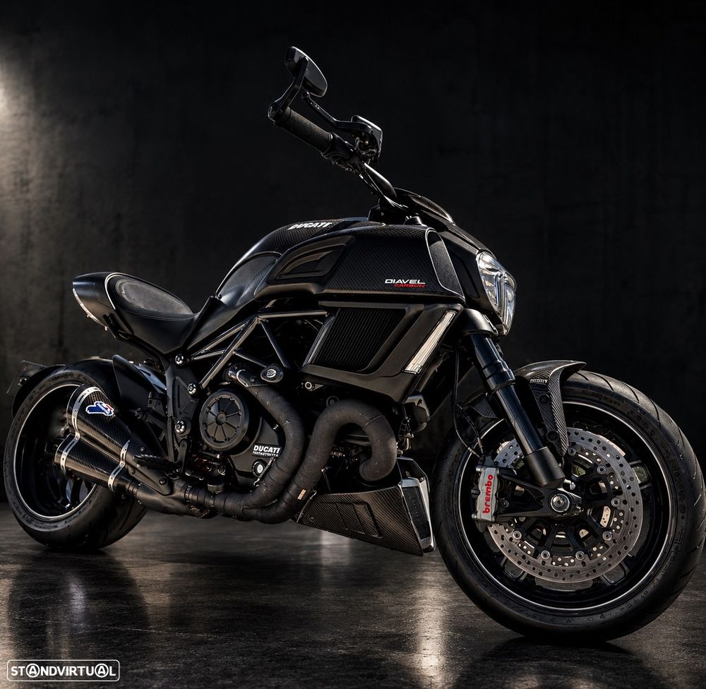 Ducati Diavel Carbon Edition Exclusive - 1