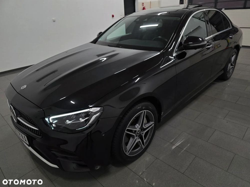 Mercedes-Benz Klasa E 300 4Matic 9G-TRONIC AMG Line - 34