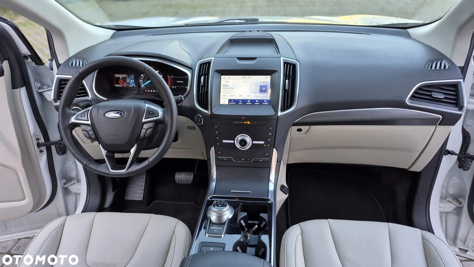 Ford Edge - 12