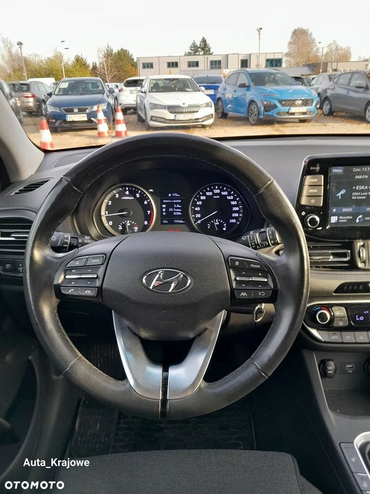 Hyundai i30 1.5 DPI Smart - 11