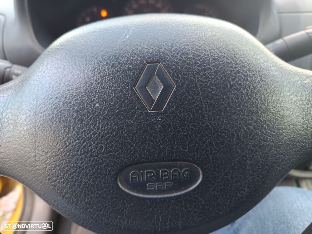 Renault Clio 1.9 D Van - 21