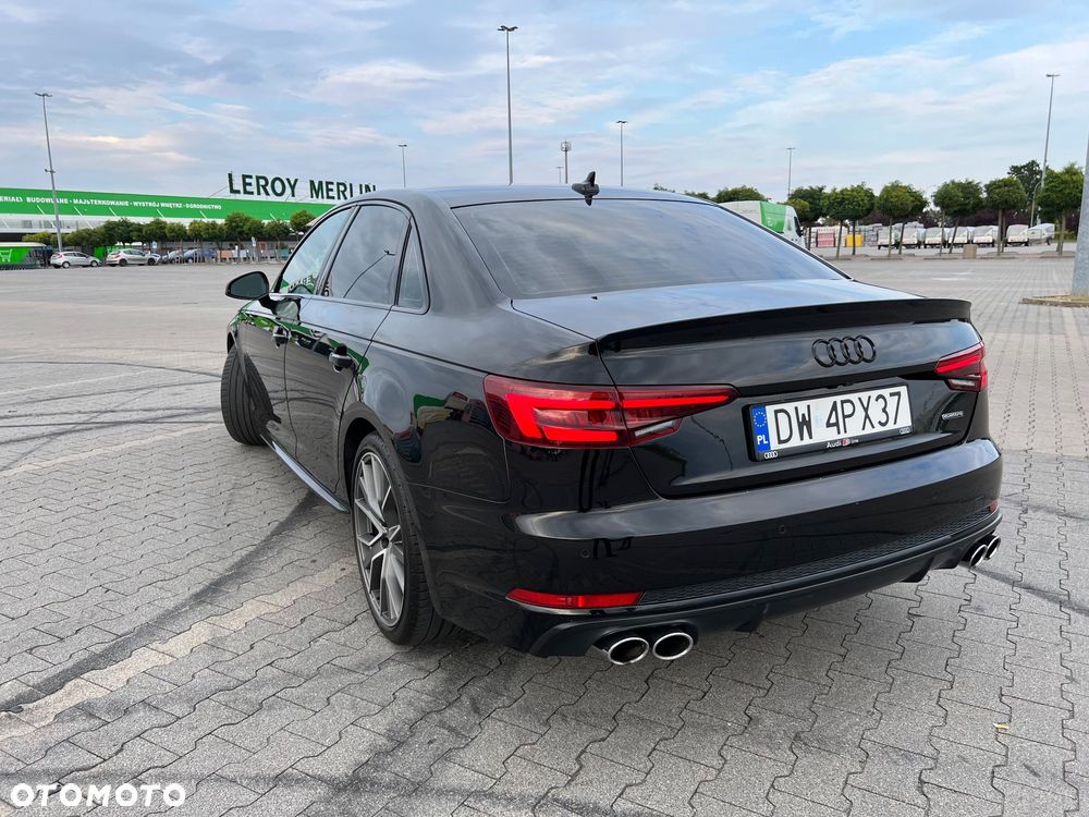 Audi A4 Limousine 2.0 TFSI Quattro S tronic - 4