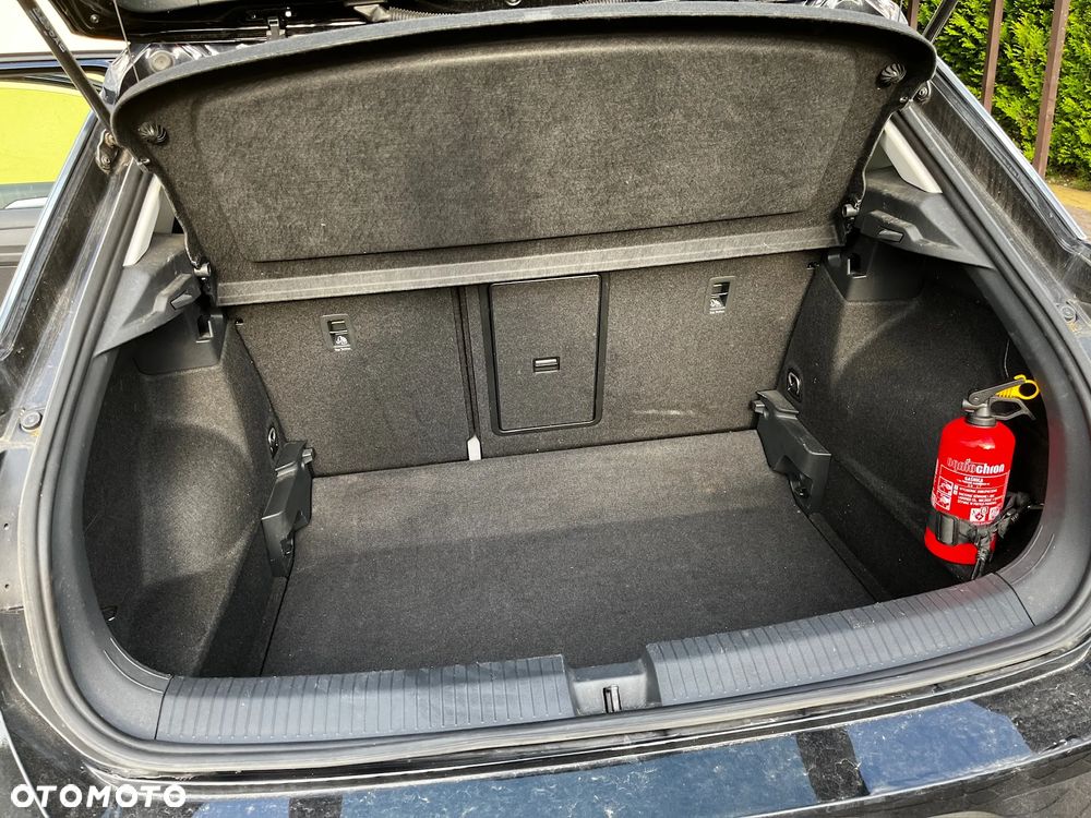 Volkswagen T-Roc 1.5 TSI Life DSG - 28