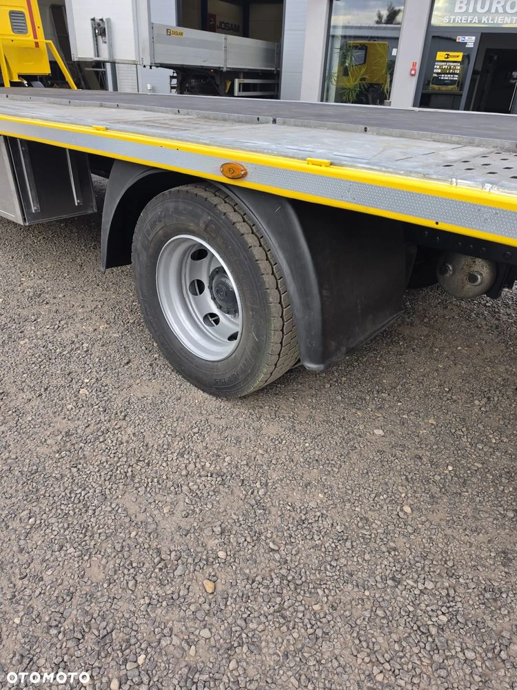 Iveco 120E 220 - 25