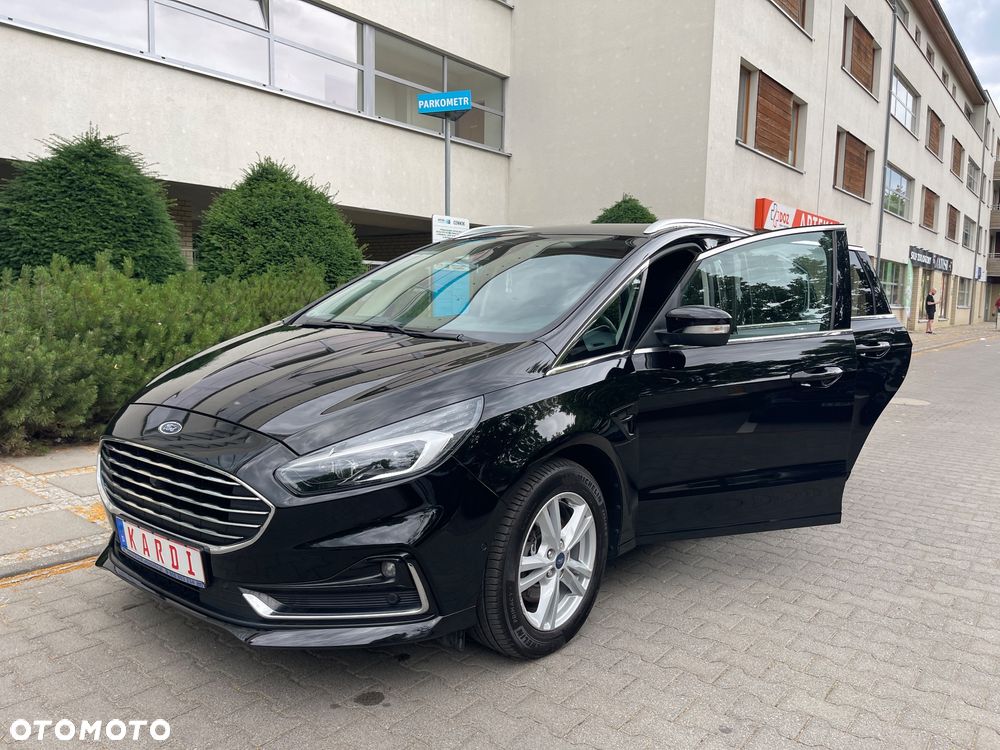Ford S-Max - 12