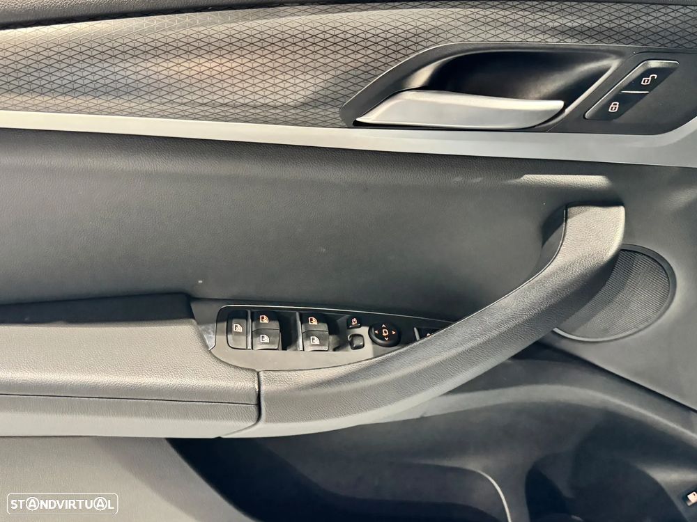 BMW X3 30 e xDrive Pack M - 12