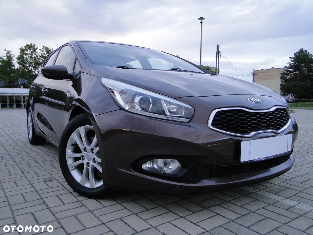 Kia Ceed 1.4 CVVT Vision - 33