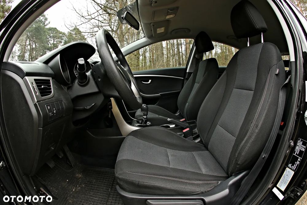Hyundai i30 1.4 CRDi Advantage - 29