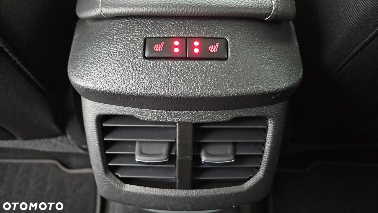 Ford Mondeo - 24