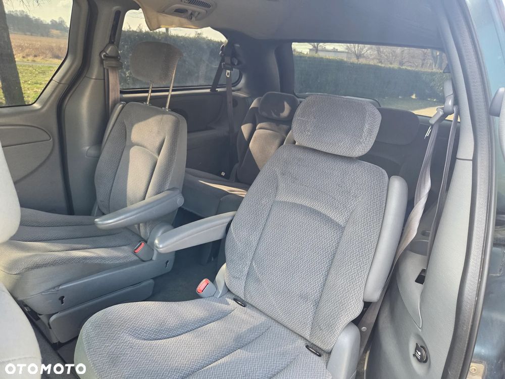 Dodge Grand Caravan 3.8 - 17