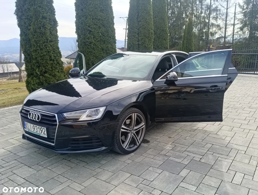 Audi A4 Limousine - 28