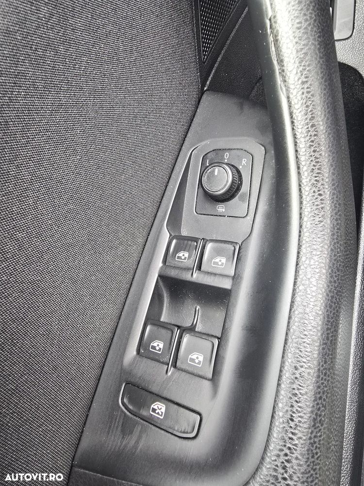 Volkswagen Passat 2.0 TDI DSG Comfortline - 14