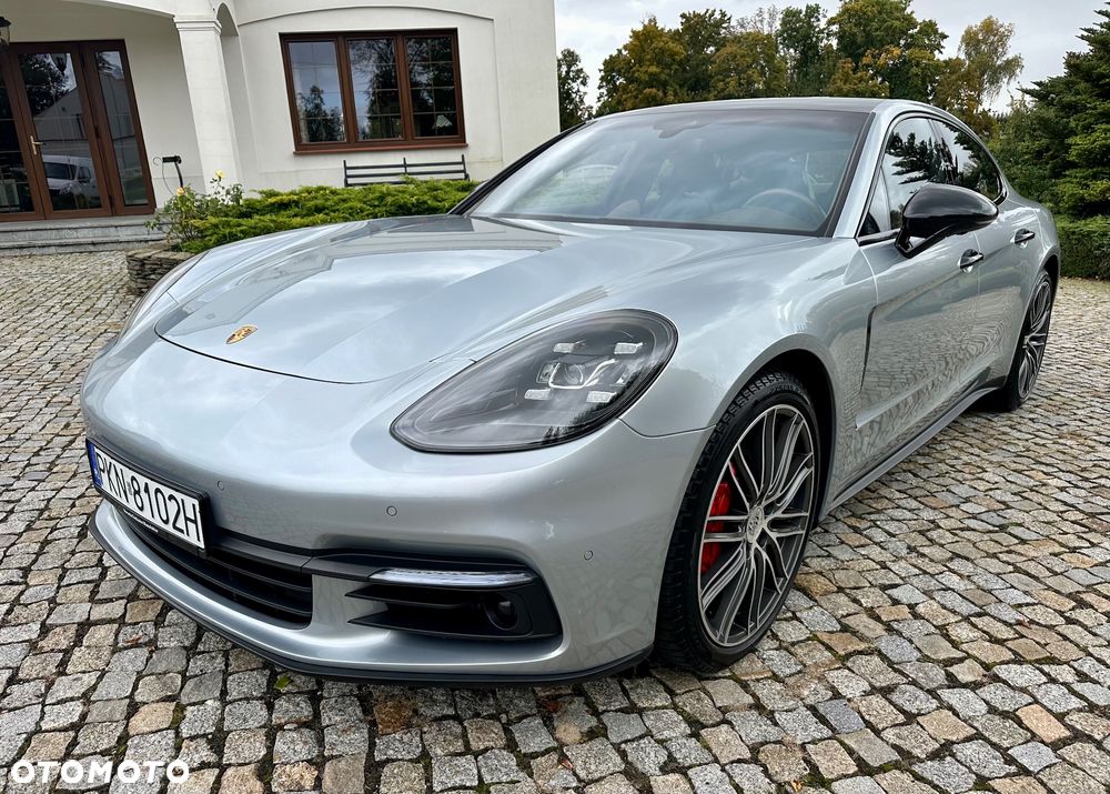 Porsche Panamera 4 - 4