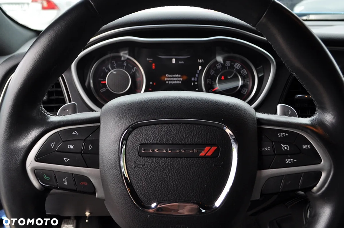 Dodge Challenger 5.7 R/T - 23