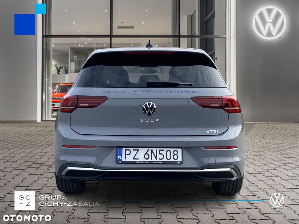 Volkswagen Golf - 4