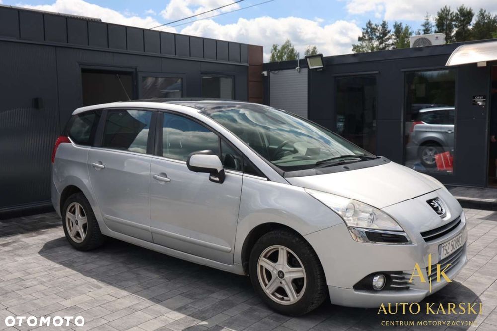 Peugeot 5008 - 5