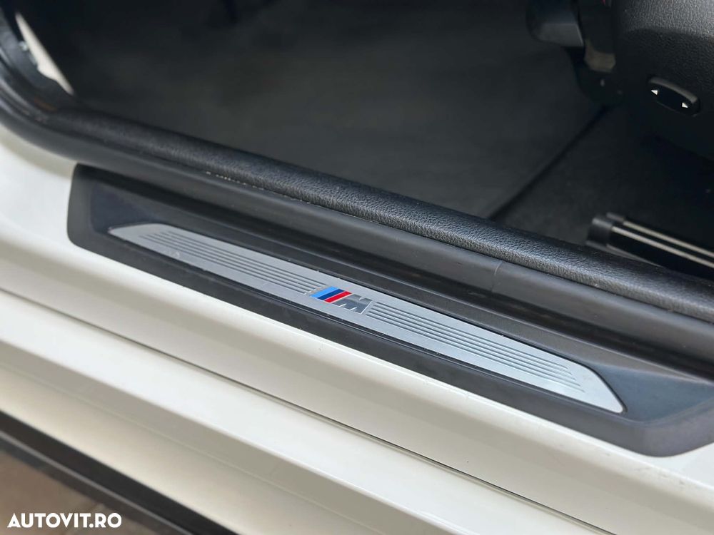 BMW Seria 1 118d Sport Line - 32