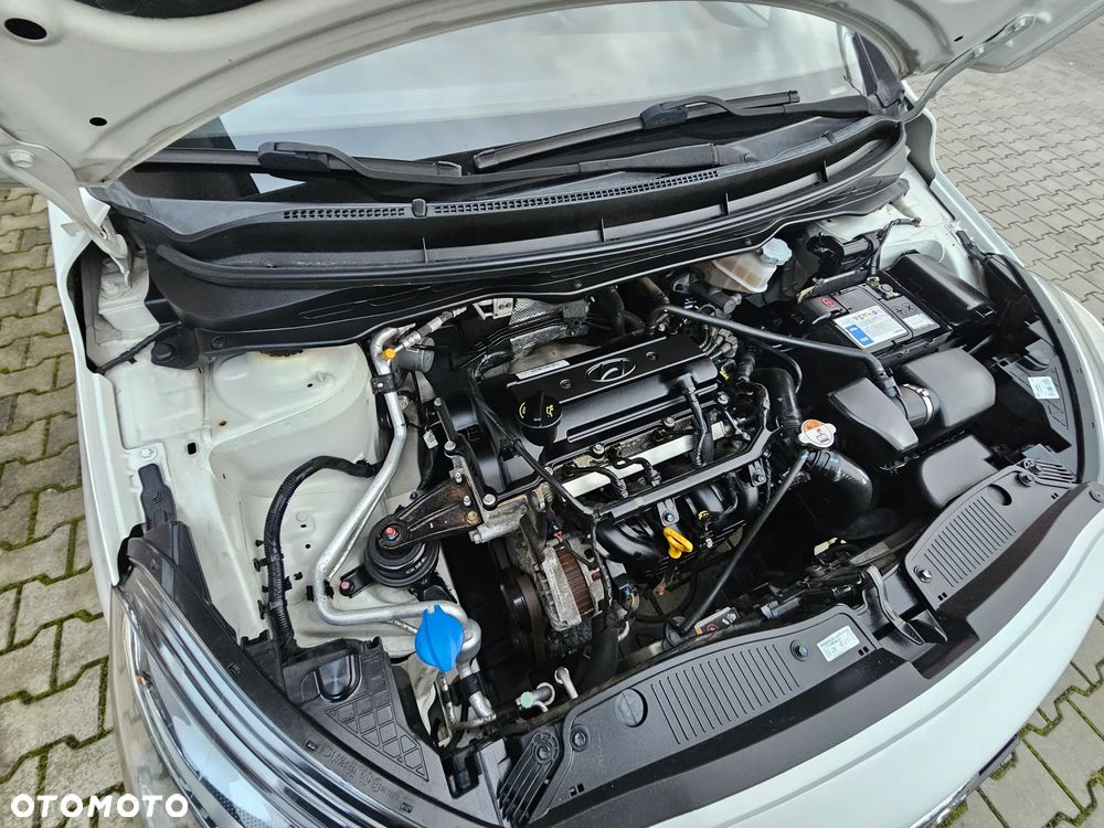 Hyundai i20 1.2 Intro Edition - 15
