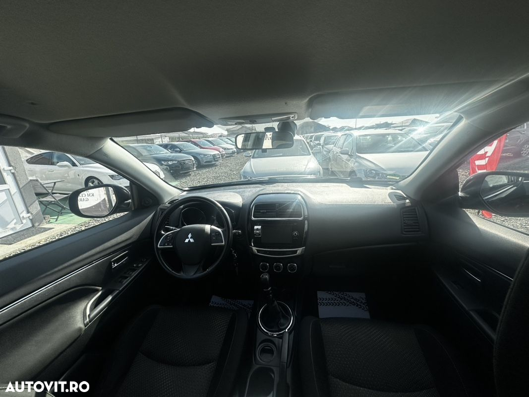 Mitsubishi ASX 1.8 DI-D 2WD Diamant Edition - 20