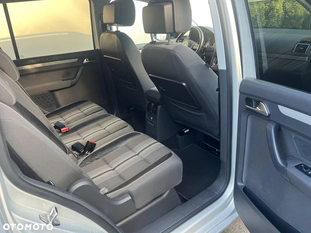 Volkswagen Touran 1.6 TDI DPF MATCH - 15
