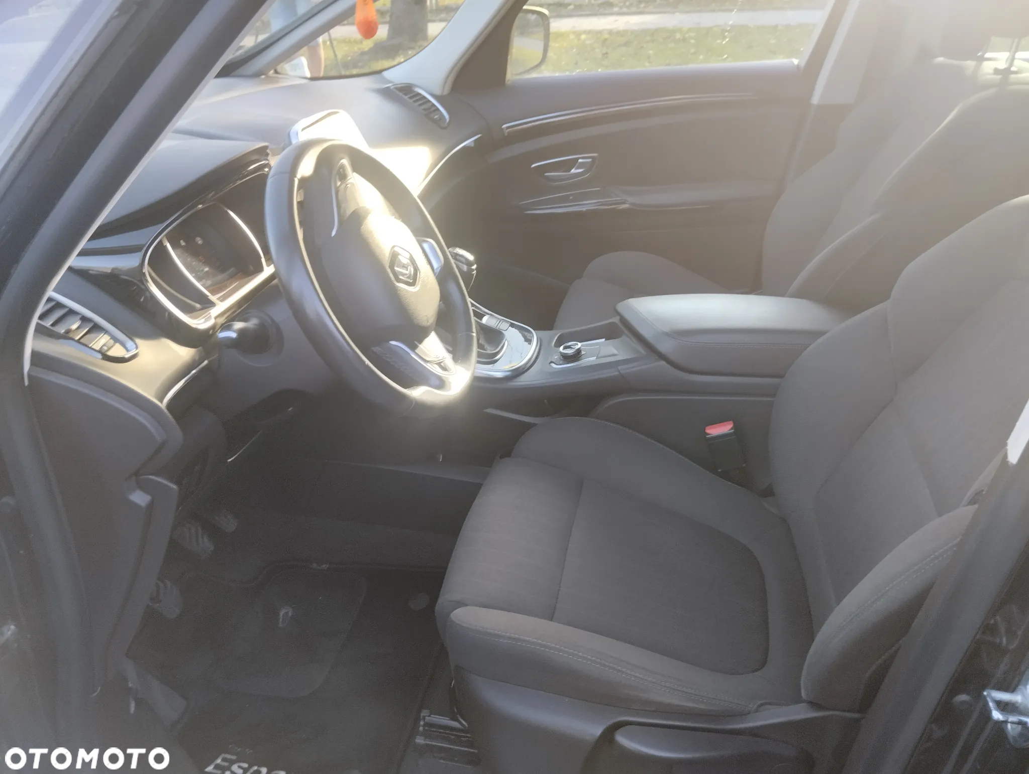 Renault Espace 1.6 dCi Energy Life - 8